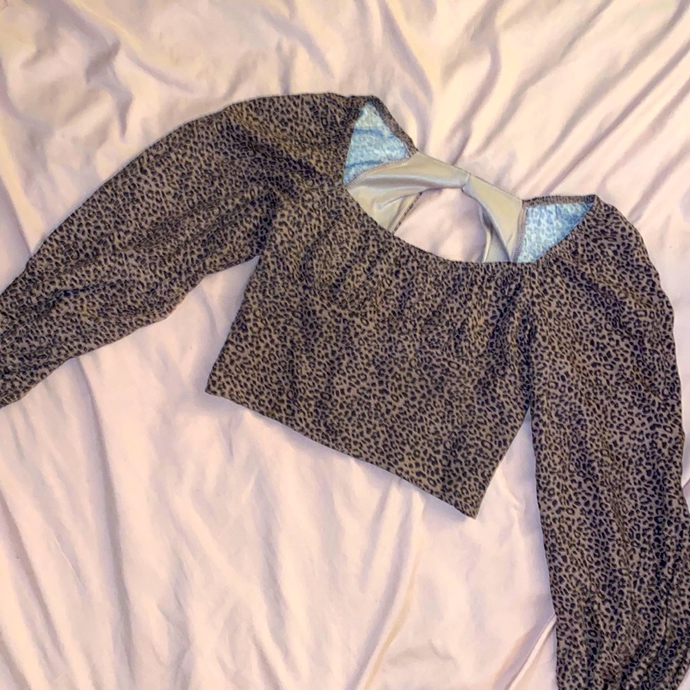 Long Sleeve crop top cheetah print